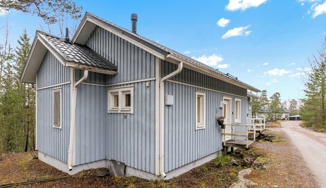 Korpilammenhuvilat 7b by Interhome in Espoo