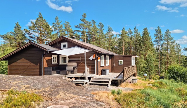 Lovely home in Risdal in Risdal