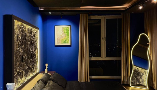 luxury 1 bed apartment with indoor cinema,starlights & cityview in centre of DHA in Lahore