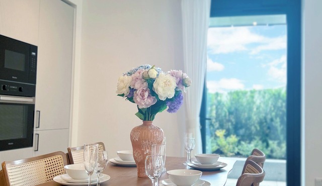 Luxury Designer 2Bed 2Bath Flat by Tower Bridge