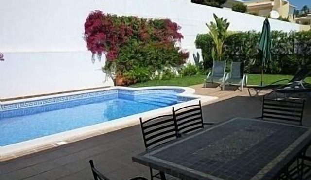 Luxury Family Villa With Private Heated Pool And Gardens