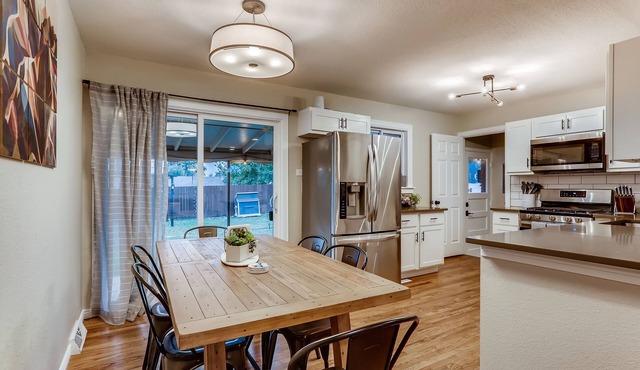 Modern 4BR house near Denver & Boulder in Denver
