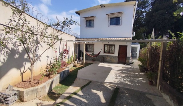Modern house with a country feel. in Contagem