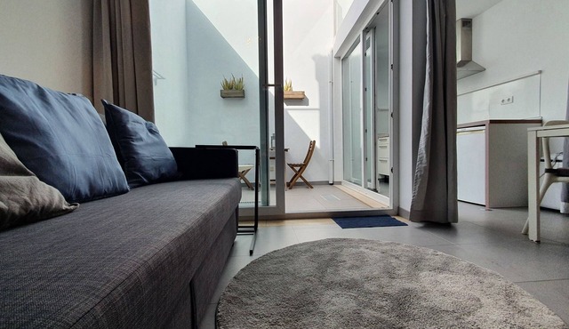 Modern loft with outdoor patio in Carrapateira, Wifi