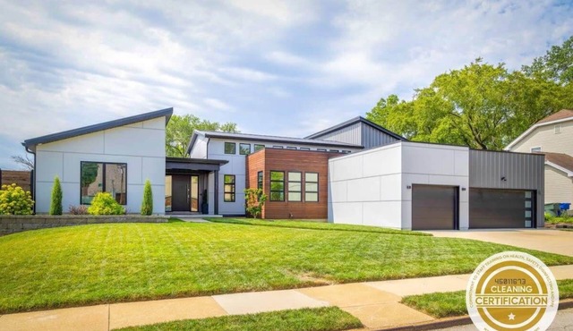 Modern Luxury wit Saltwater Pool ABODEbucks in St. Louis
