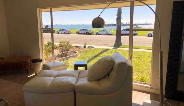 Ocean Front HOME with Amazing views!! in Long Beach