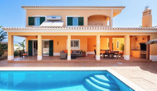 Orange Tree Villa in Alvor