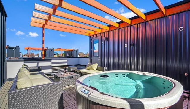 **Oxygène Place** highly sought-after City Park in Denver