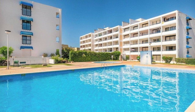 Pé do Lago 1 Bedroom Apartment with Pool