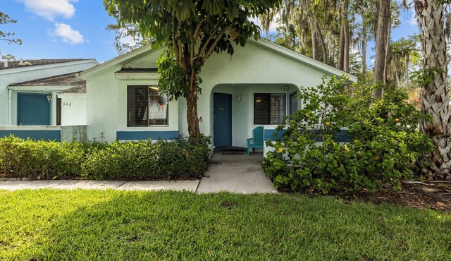Palm Lake Retreat | Pool, Beaches, Near Tampa in Oldsmar