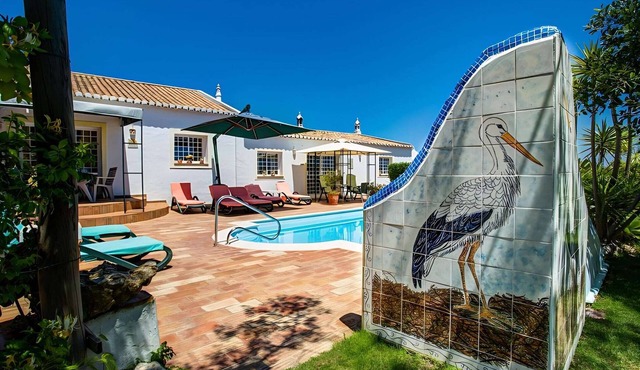 Peaceful Algarve Couple Escape with Pool