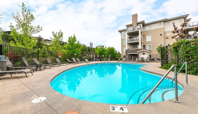 Pinnacle Pointe | Kelowna Luxury Resort Living in Kelowna