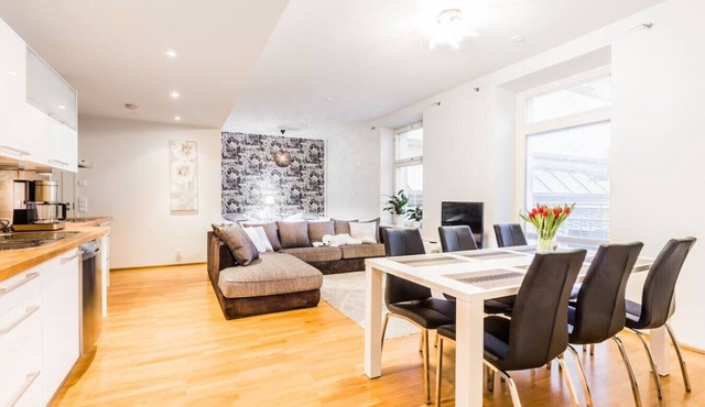 Practical & Spacious apartment + Private sauna in Helsinki