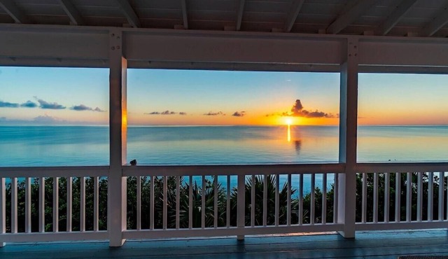 Private Waterfront On The Caribbean Cliffs in Gregory Town