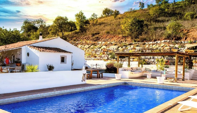 Quinta Kat, cozy house with pool LAST MINUTE -25% 24-31Aug 2024.