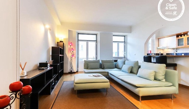 Rato Elegant by Homing