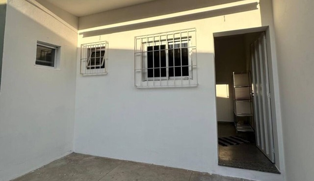 Room with private bathroom near the MRV Arena. in Belo Horizonte