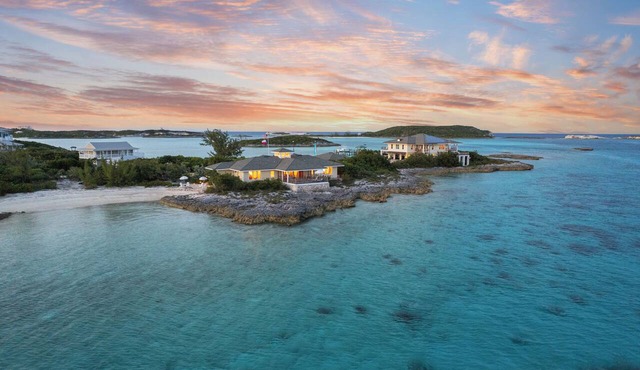 Secluded Private Beachfront Villa on Staniel Cay in Exumas Bahamas in Staniel Cay