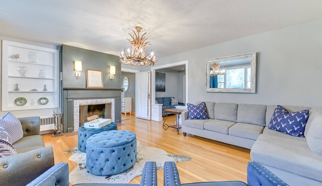 Slope Views: Luxe Windham Retreat w/Hot Tub! in Windham