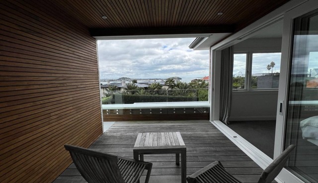 Sophisticated Splendor in Auckland