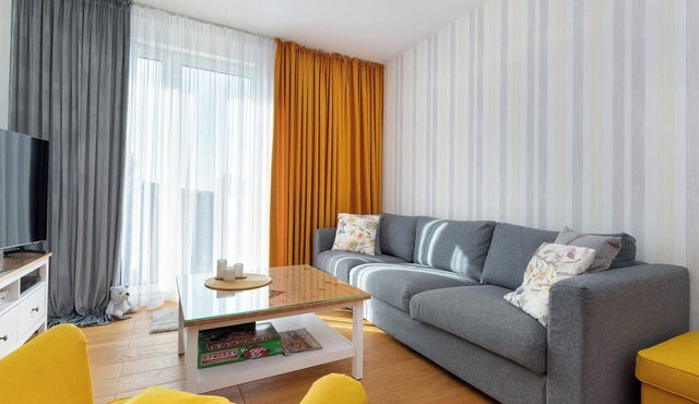 Spacious Apartment | Parking, Balcony, Close to Old Town in Gdańsk