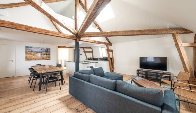 Spacious Duplex Close to all Cultural Sites in Brussel