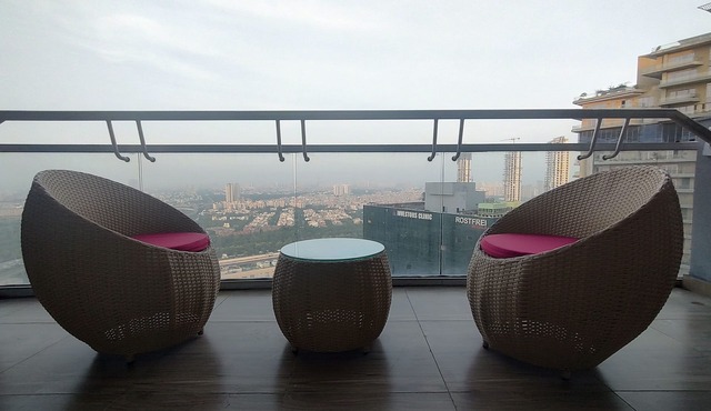 Spectacular 34th-Floor Studio with Skyline Views in Noida