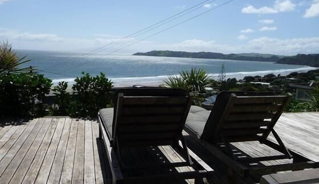 Stunning Onetangi Waiheke Beach House