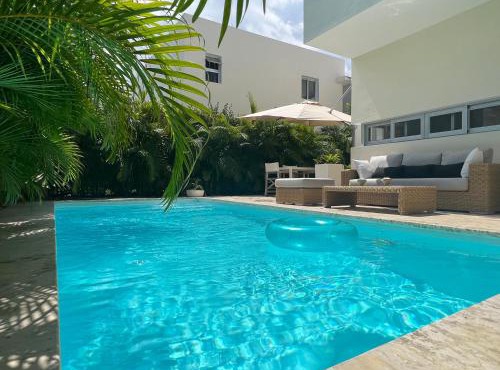 Stylish Luxury San Juan Lakes Villa in Gated Community in Downtown Punta Cana With Private Pool in Punta Cana