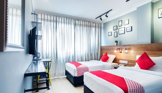 Super OYO 761 City Hotel in Kuala Lumpur