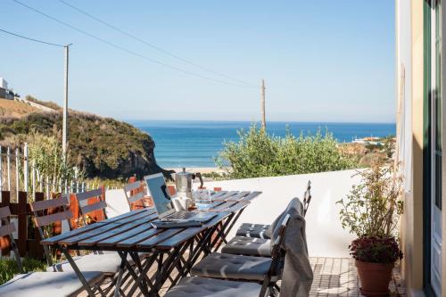 Surf Lodge - Villa dos Irmãos