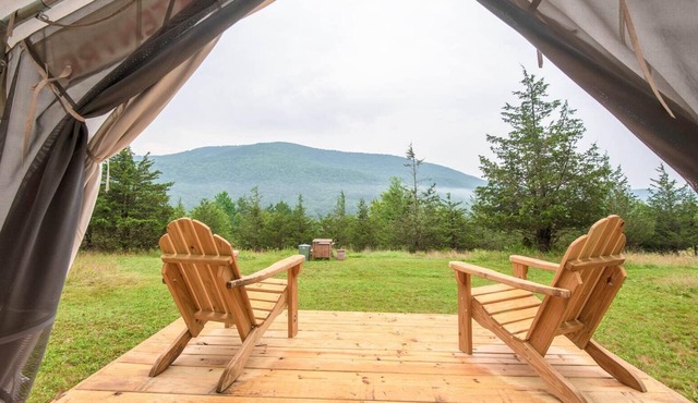 Tentrr Signature Site - Pleasant Valley Maplecroft Camp in Windham