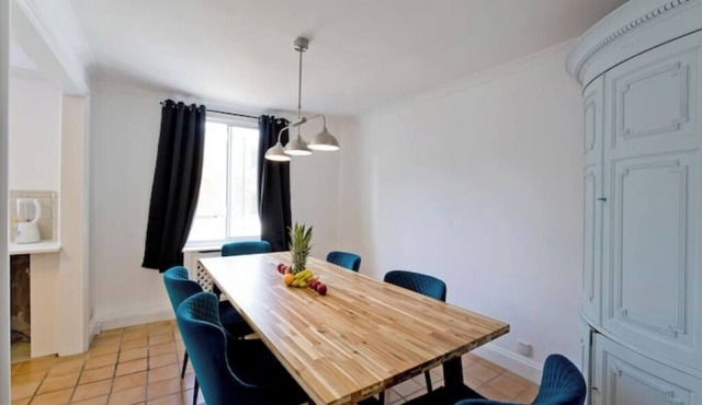The Marylebone Retreat – Elegant 2-Bedroom Haven in the Heart of W1 in London