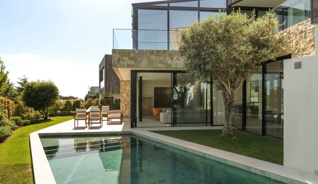 The Olive House by Cadenzalux in Cascais