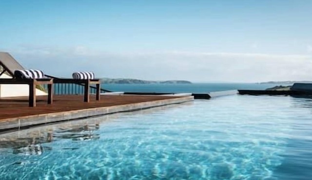 Tradewinds Estate by Waiheke Pure - Commanding views, pool, hot tub, grand open planned living, sun soaked decks