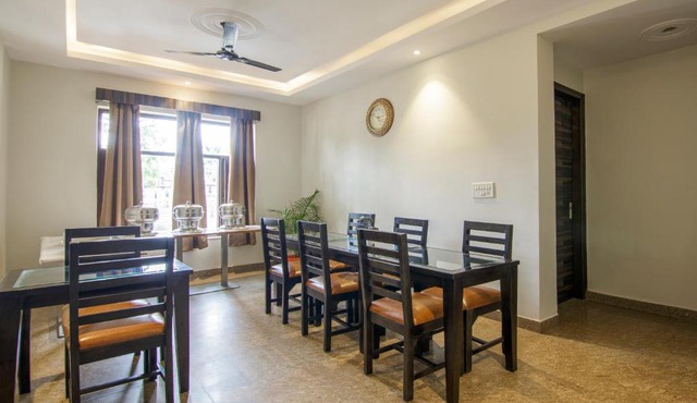Treebo Swastika Premium in Noida