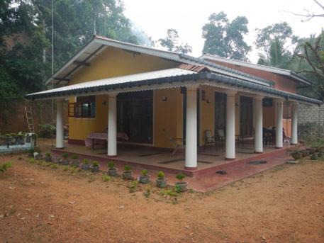 Vihas Palace in Boralesgamuwa