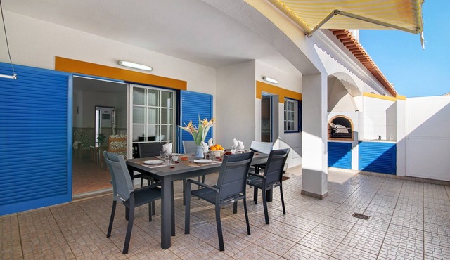 Villa '41' with Private Terrace and Wi-Fi
