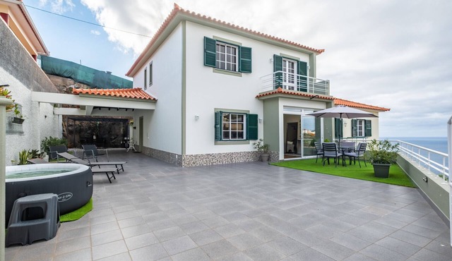 Villa Emilia by Atlantic Holiday