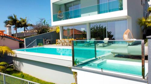 Villa Obra-Prima - Pool & Jacuzzi by LovelyStay