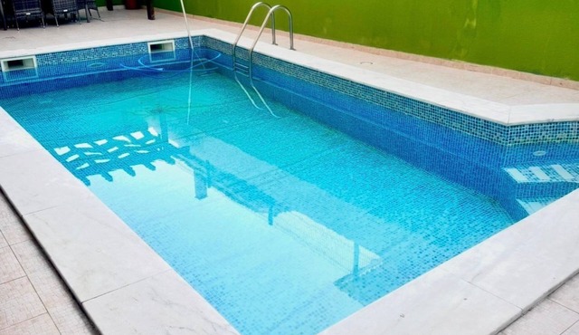 Villa Palmeiras Pool - 3 Bedrooms - Sleeps 10