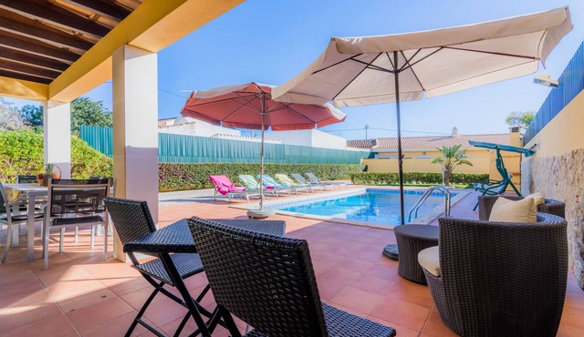 Villa V4 Villa RODGON - Near Quinta do Lago and Vale Lobo