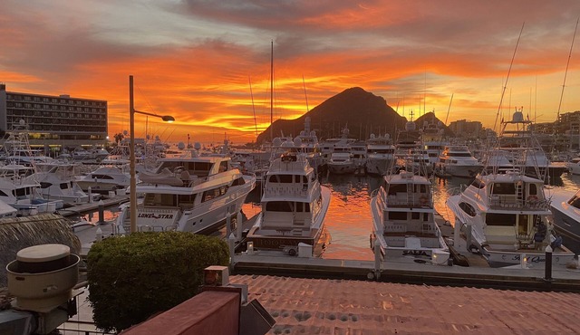 Waterfront condo on the marina in Cabo San Lucas