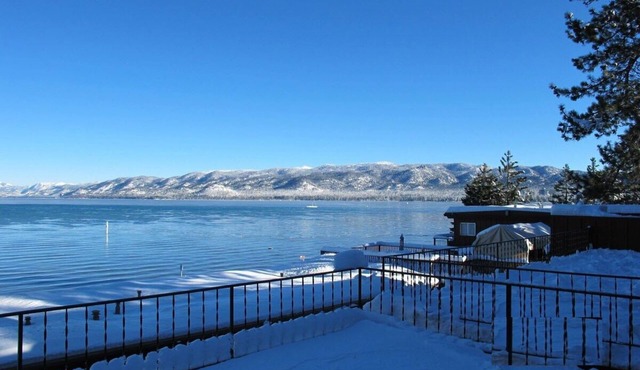 Waterfront/Lakefront Views South Lake Tahoe XMAS 26 to New Years 27 Week Unit G in South Lake Tahoe