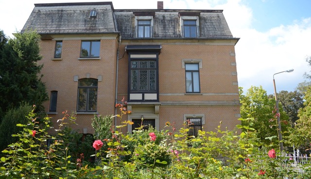 Whole floor in historic city villa in the city center in Weimar