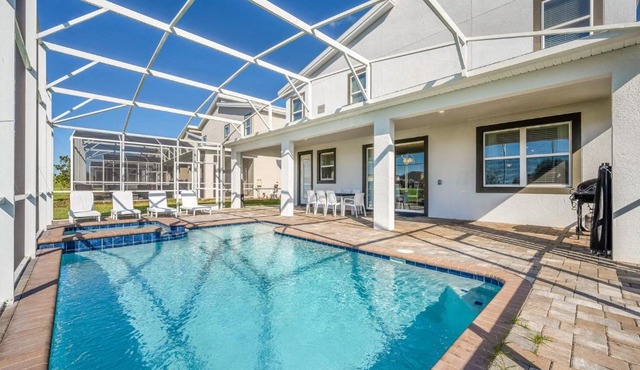 Wonderful home with movie room near Disney in Kissimmee