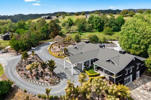 Woodhouse Mountain Lodge in Warkworth