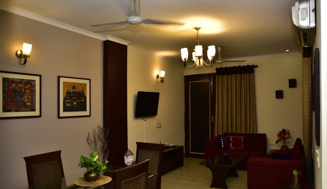 Woodpecker - 2 Bedroom Service Apartment in New Delhi