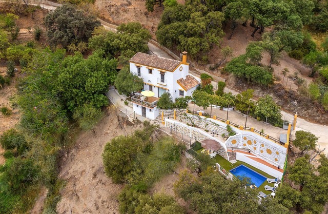 Algatocín Outdoor Swimming 