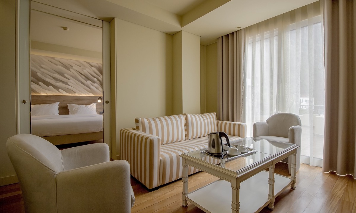 Lombo do Doutor Resort | Calheta Beach - All Inclusive